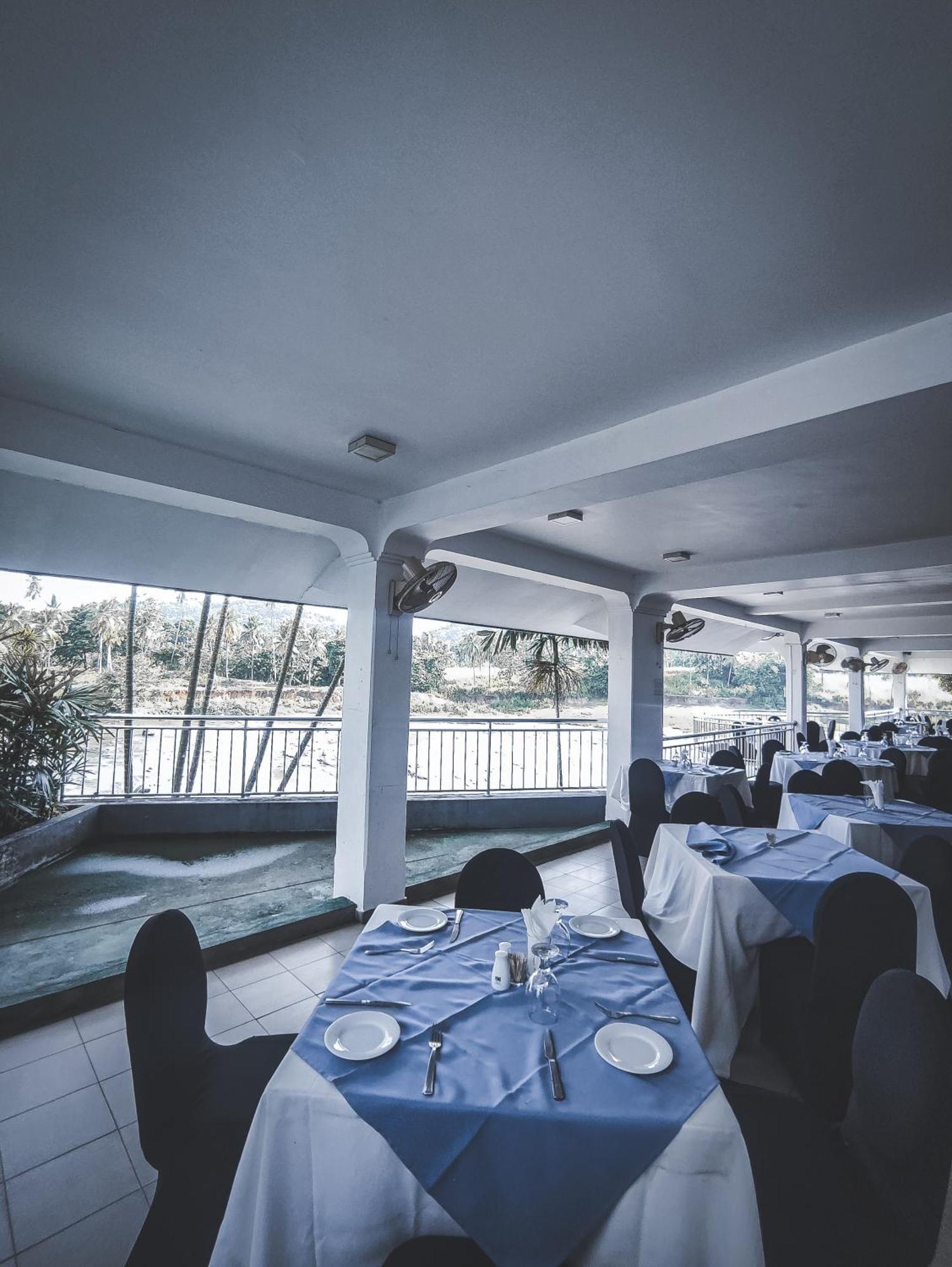 Hotel Elephant Park - New Deal! Half Off Airport Pickups Available Pinnawala  Exteriör bild